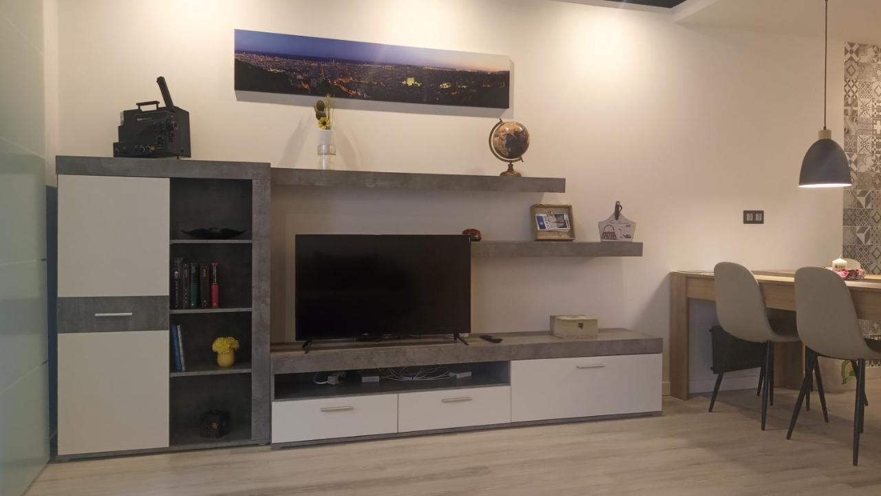 Apartamento Cinema Lejlighed Oviedo Eksteriør billede